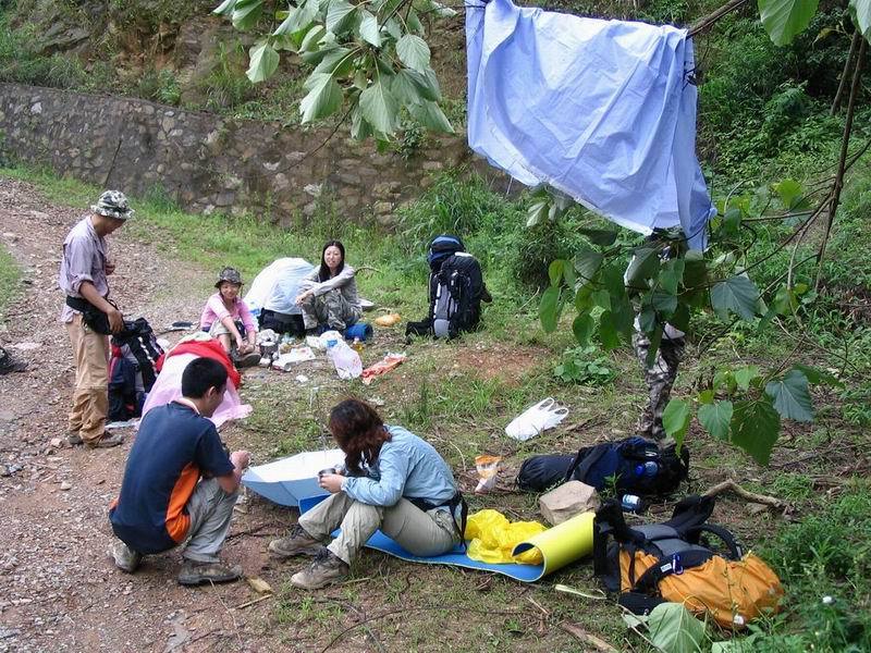 野外生存训练课程荒岛求